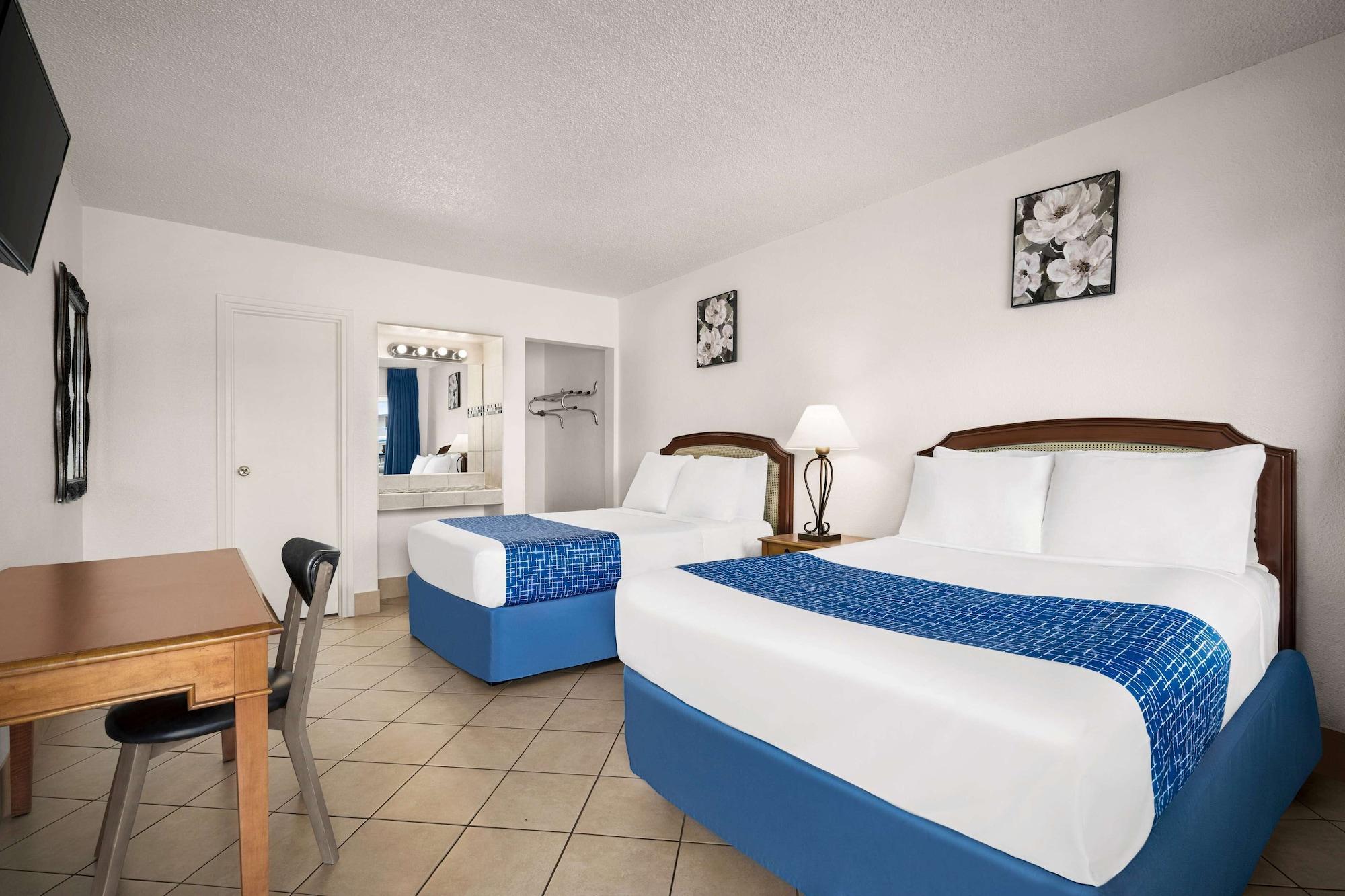 Motel Travelodge By Wyndham 2*